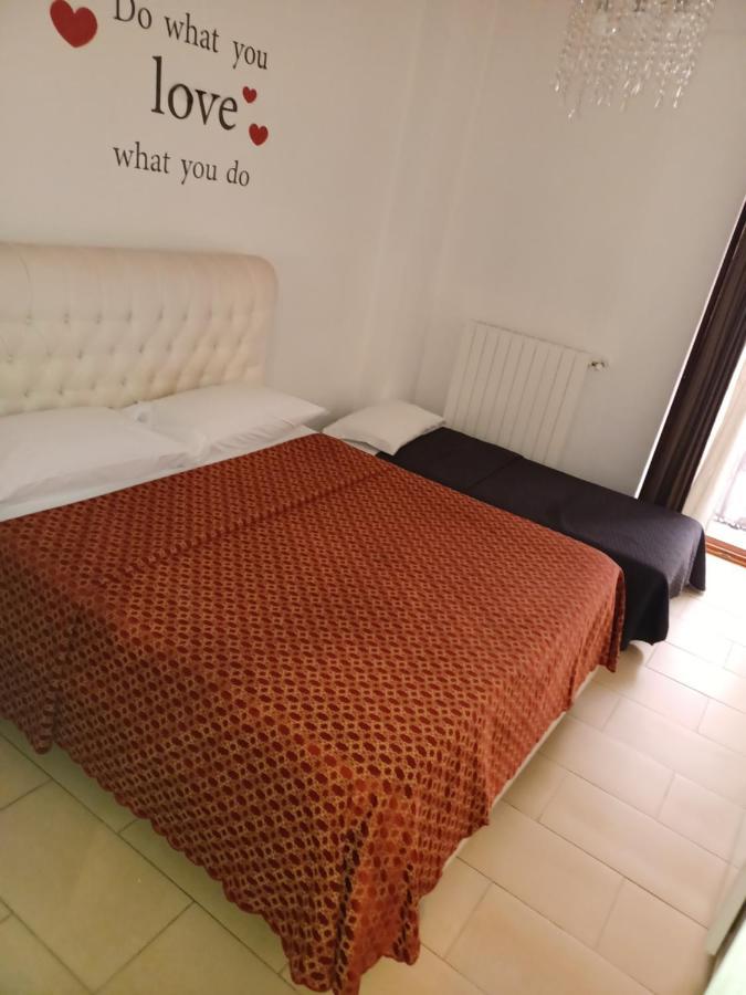San Sebastiano Apartment Bari Bagian luar foto