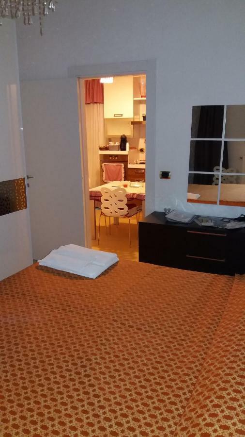 San Sebastiano Apartment Bari Bagian luar foto